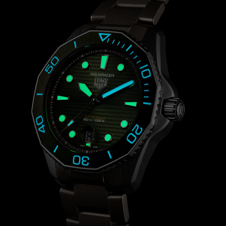 TAG Heuer watch Aquaracer Professional 300 Calibre 5 43mm green automatic titanium WBP208B.BF0631